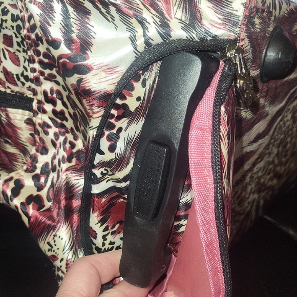 KATHY VAN ZEELAND Leopard Print Women's Travel Rolling Bag - Picture 10 of 16